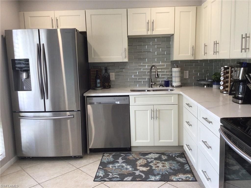 Kitchen, 195 Peppermint Ln W #881