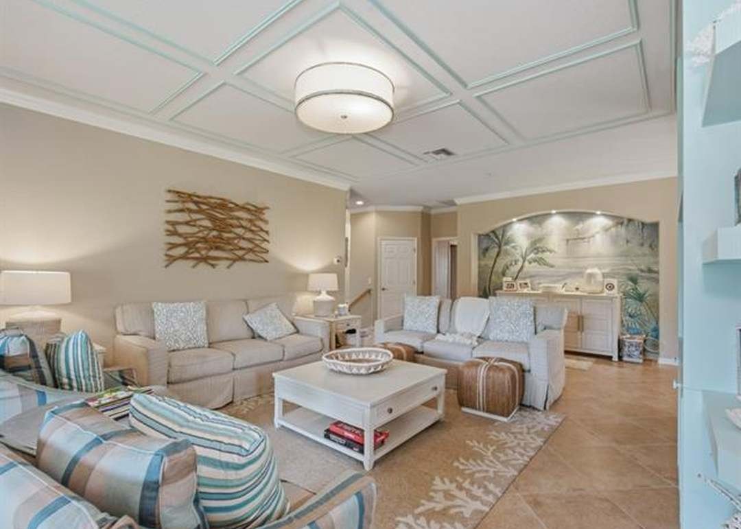 Great room, 9502 Napoli Ln #26201