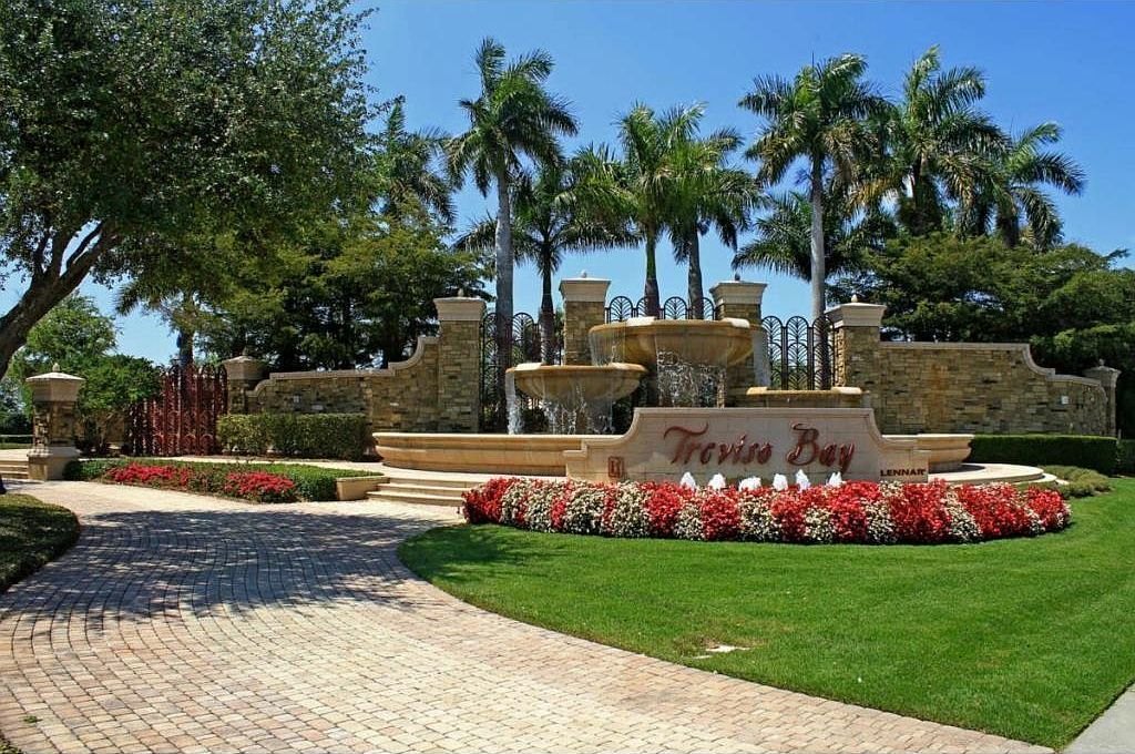 Treviso Bay entrance, 9529 Avellino Way #2815