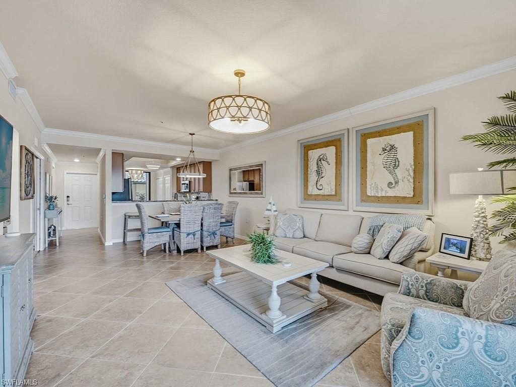 Great room, 9529 Avellino Way #2815