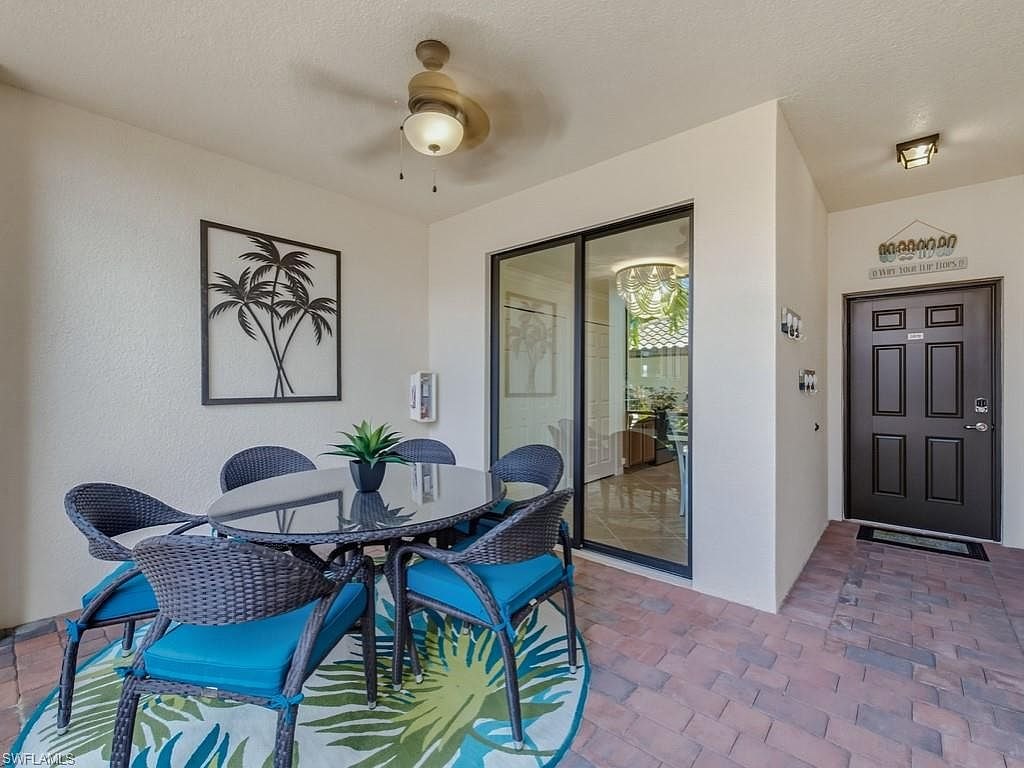 Entry lanai, 9529 Avellino Way #2815